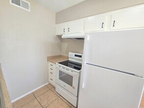 2019 N 49th St in Phoenix, AZ - Building Photo - Building Photo
