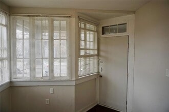 8205 Nelson St, Unit A in New Orleans, LA - Building Photo - Building Photo
