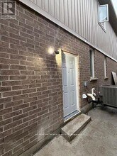 1335 Aldsworth Cr in Oshawa, ON - Building Photo - Building Photo