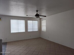 10378 W Monte Vista Rd in Avondale, AZ - Building Photo - Building Photo