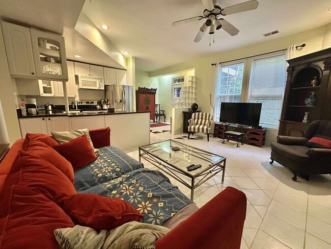 2403 Shreve Hill Rd, Unit B