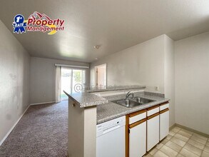 870 W Belmont Cir in Boise, ID - Building Photo - Building Photo