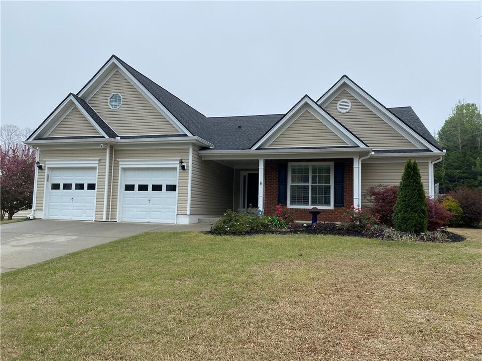 1910 Charleston Oak Cir in Lawrenceville, GA - Building Photo