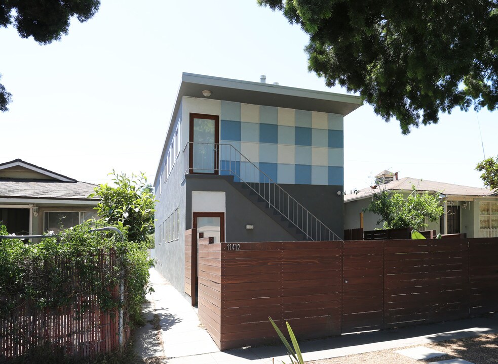 11412 Venice Blvd in Los Angeles, CA - Foto de edificio