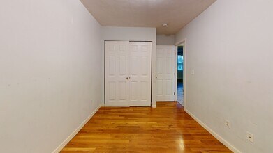 277 Paris St in Boston, MA - Building Photo - Building Photo