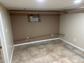 208 Nunda Ave in Jersey City, NJ - Building Photo - Building Photo