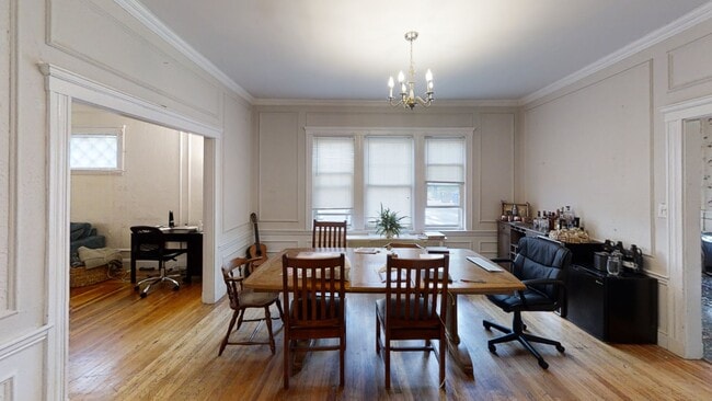99 Beals St, Unit 1 in Brookline, MA - Building Photo - Building Photo
