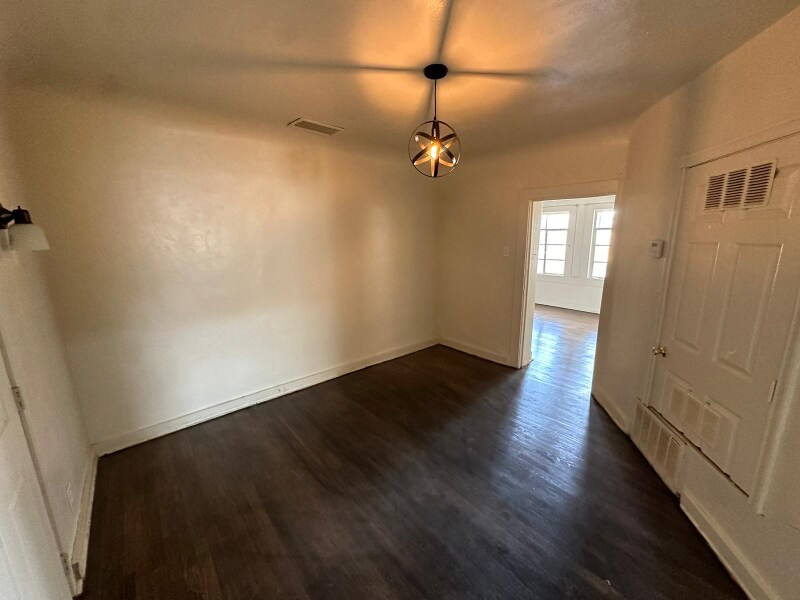 3317 E San Antonio Ave in El Paso, TX - Building Photo