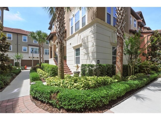 property at 552 Lobelia Dr