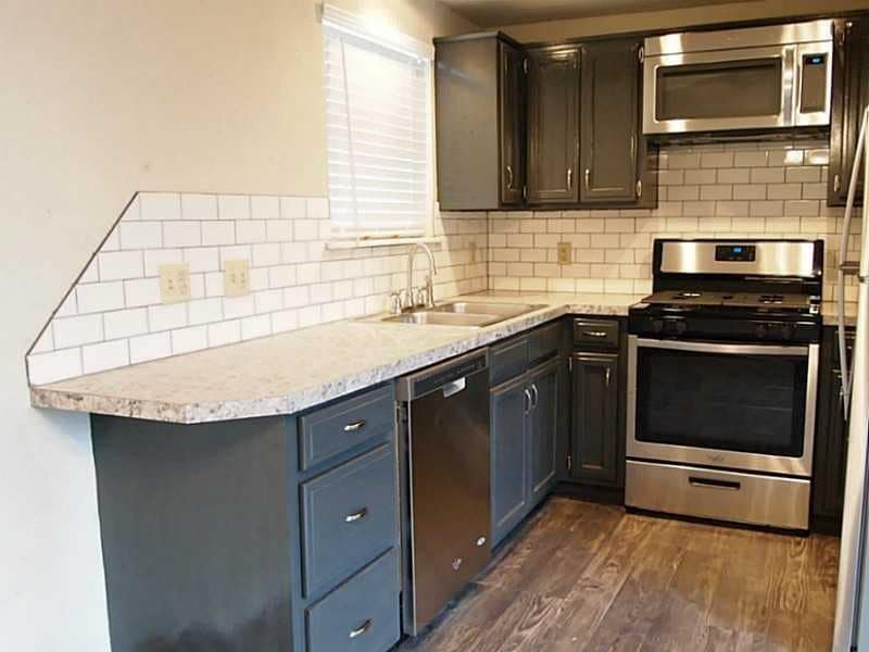980 N Lewis Ave in Fayetteville, AR - Building Photo
