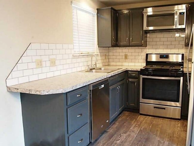 980 N Lewis Ave in Fayetteville, AR - Building Photo - Building Photo