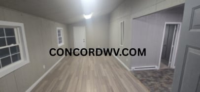 209 Burch St in Athens, WV - Building Photo - Building Photo