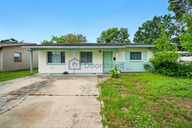 property at 760 86th Ave N