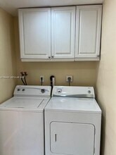 2820 SW 65th Ave in Miramar, FL - Building Photo - Building Photo