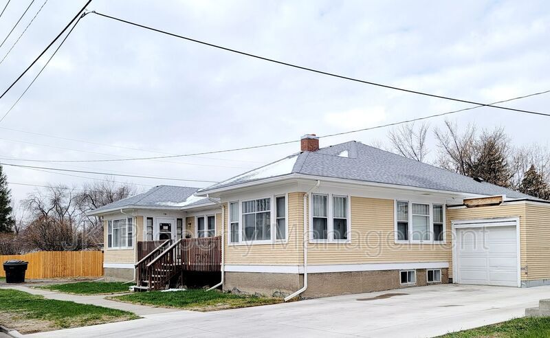 8 17th St S in Great Falls, MT - Foto de edificio