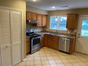1207 Smallhouse Rd, Unit B in Bowling Green, KY - Building Photo - Building Photo
