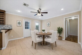 1607 Willowby Dr in Houston, TX - Building Photo - Building Photo