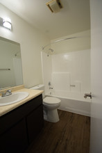 Highland Orchard Apartments in Placentia, CA - Building Photo - Building Photo