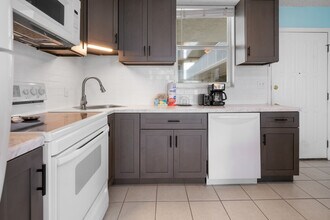 5700 Bonita Beach Rd SW in Bonita Springs, FL - Building Photo - Building Photo
