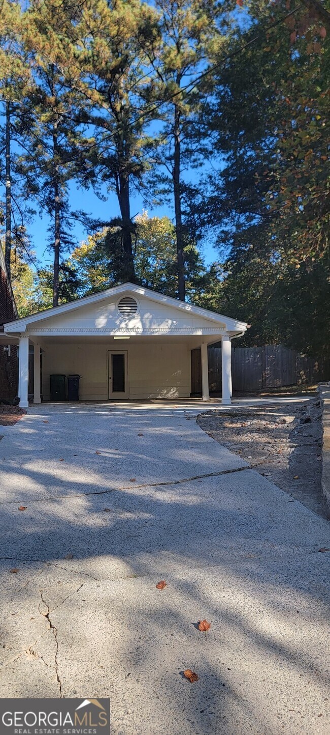 1544 Bishop Hollow Run in Dunwoody, GA - Building Photo - Building Photo