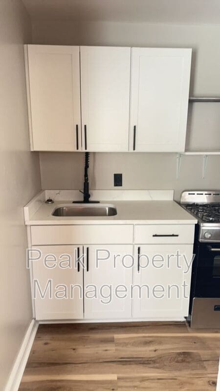 property at 2901 Ellwood Ave