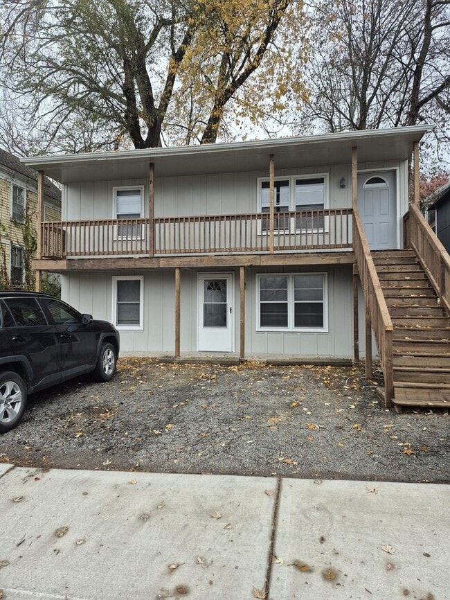 property at 604 East St