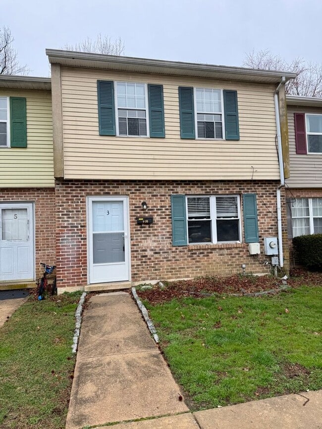 property at 3 Dunsmore Rd