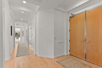 602 5th St in Kirkland, WA - Building Photo - Building Photo