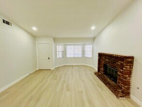 1532 Michelle Ave in Lancaster, CA - Building Photo - Building Photo