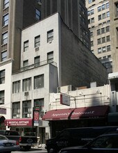 49 W 39th St in New York, NY - Building Photo - Building Photo