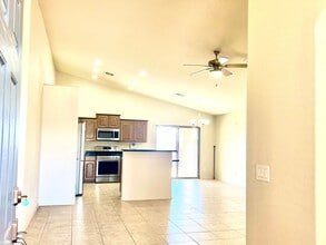 2157 Valley Sage St in Sierra Vista, AZ - Building Photo - Building Photo