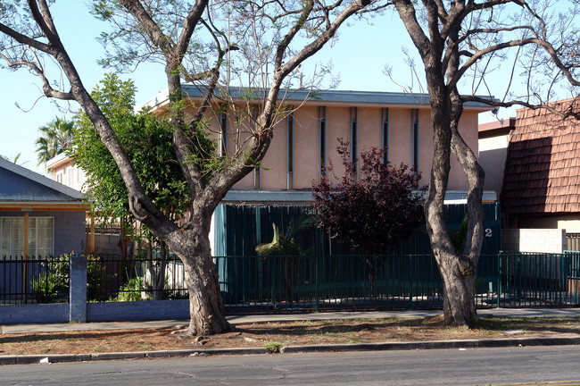 542 Hyde Park Pl in Inglewood, CA - Foto de edificio - Building Photo