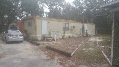 Mobile Home Park in Palatka, FL - Building Photo - Building Photo