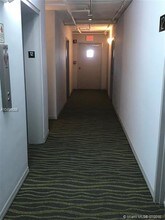 3100 Collins Ave-Unit -1401 in Miami, FL - Building Photo - Building Photo