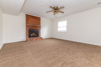 9022 Joi Dr in Richmond, VA - Foto de edificio - Building Photo