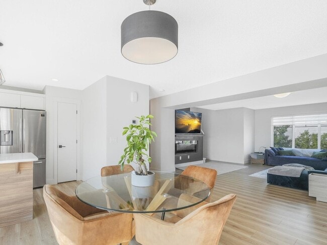 property at 1391 Starling Dr NW