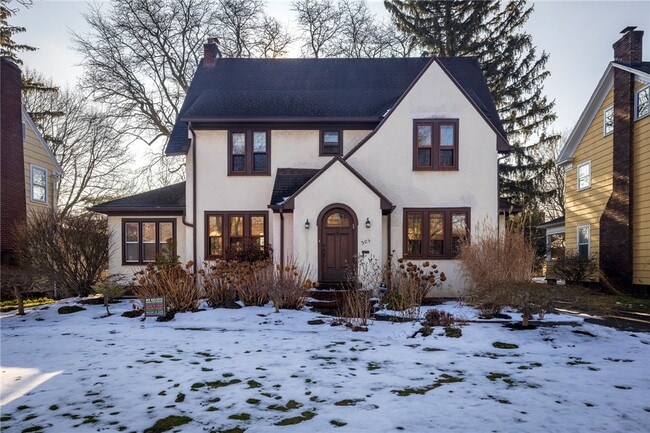 property at 305 Castlebar Rd