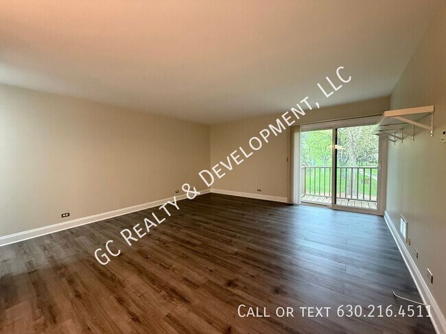 7383 Grand Ave-Unit -Unit 204 , Unit 204 in Downers Grove, IL - Building Photo - Building Photo