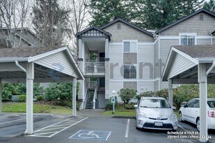 25235 SE Klahanie Blvd in Issaquah, WA - Building Photo