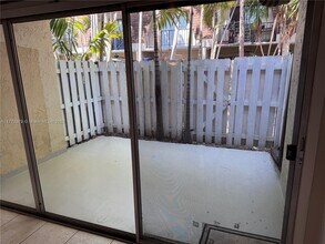 15389 S Dixie Hwy in Palmetto Bay, FL - Building Photo - Building Photo