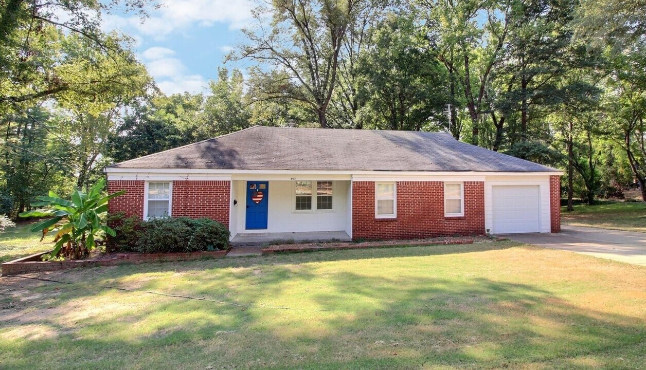 487 S Center St in Collierville, TN - Building Photo