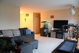 247 Nantucket Harbor in Schaumburg, IL - Building Photo - Building Photo