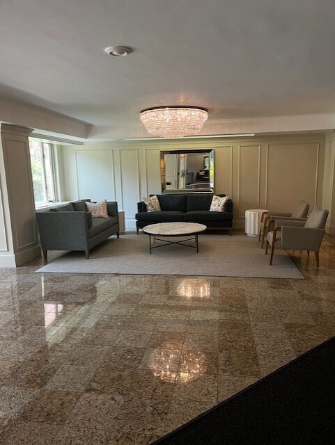 4301 Massachusetts Ave NW, Unit 1002 in Washington, DC - Foto de edificio - Building Photo