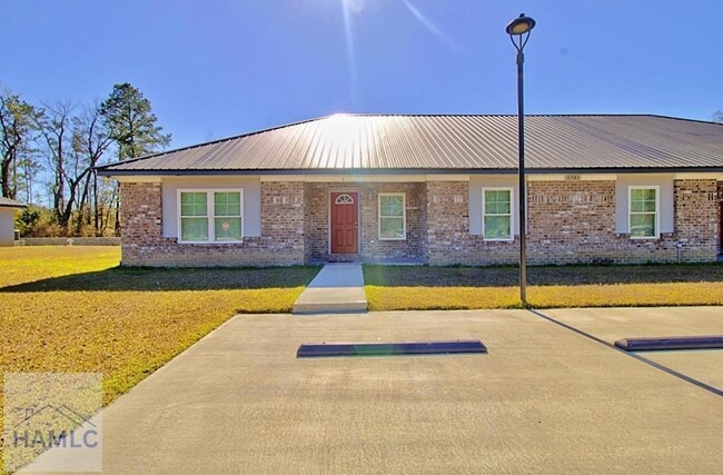 property at 5781 Oglethorpe Hwy