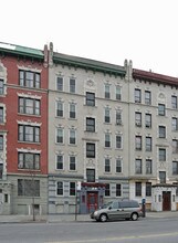 253 E Kingsbridge Rd in Bronx, NY - Building Photo - Building Photo