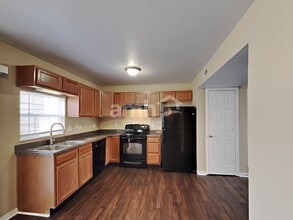 6396 Oyster Key Ln in Plainfield, IN - Building Photo - Building Photo