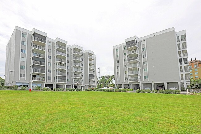 property at 2885 Palm Beach Blvd