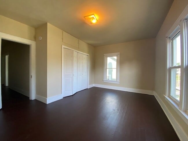557-559-559 E Madison Ave in Springfield, OH - Building Photo - Building Photo