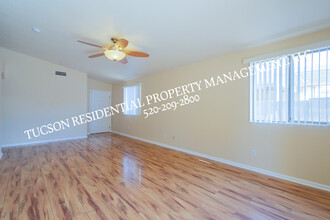 9126 E Calle Arroyo Rapido in Tucson, AZ - Building Photo - Building Photo