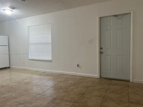 921 NW 2nd Ave in Fort Lauderdale, FL - Building Photo - Building Photo